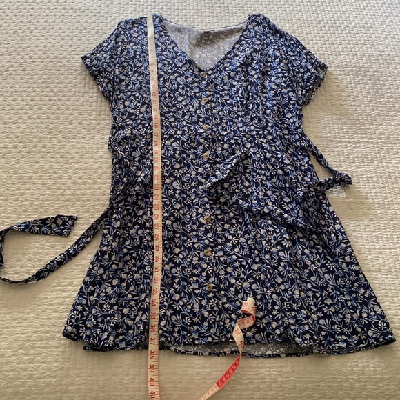 🤑 BOGO!🤑Falls Creek | Blue floral button up dress size XL - Picture 7 of 7